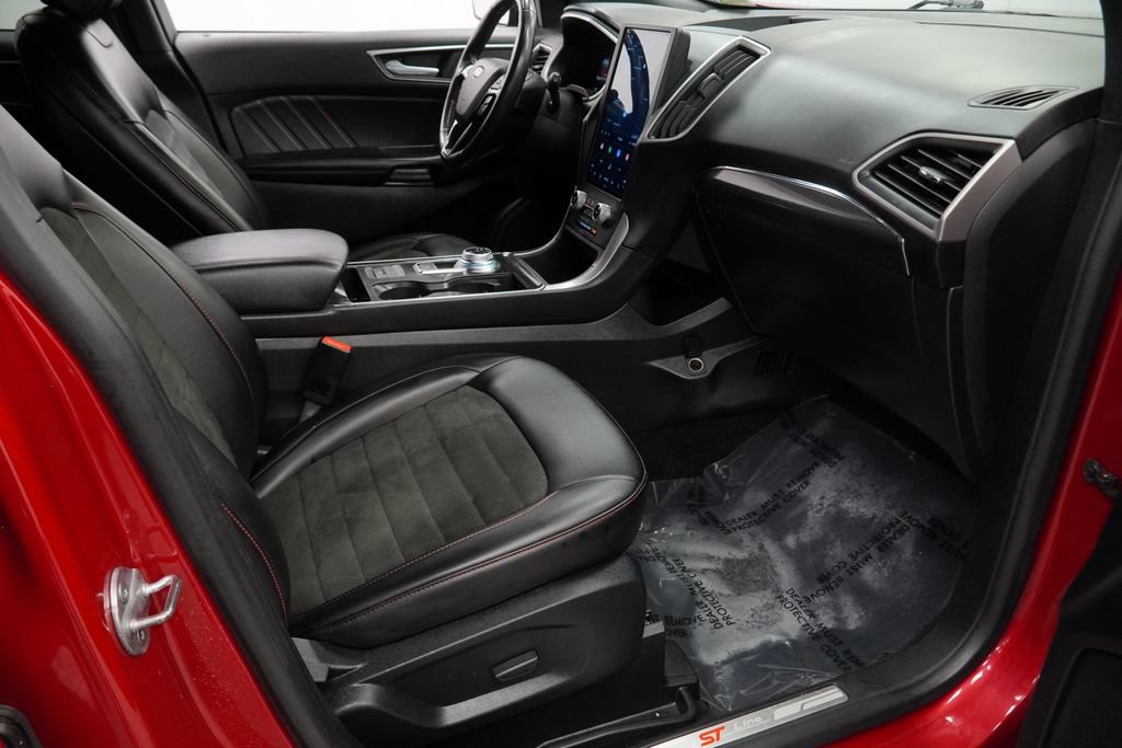 Used 2021 Ford Edge ST-Line FWD image 30
