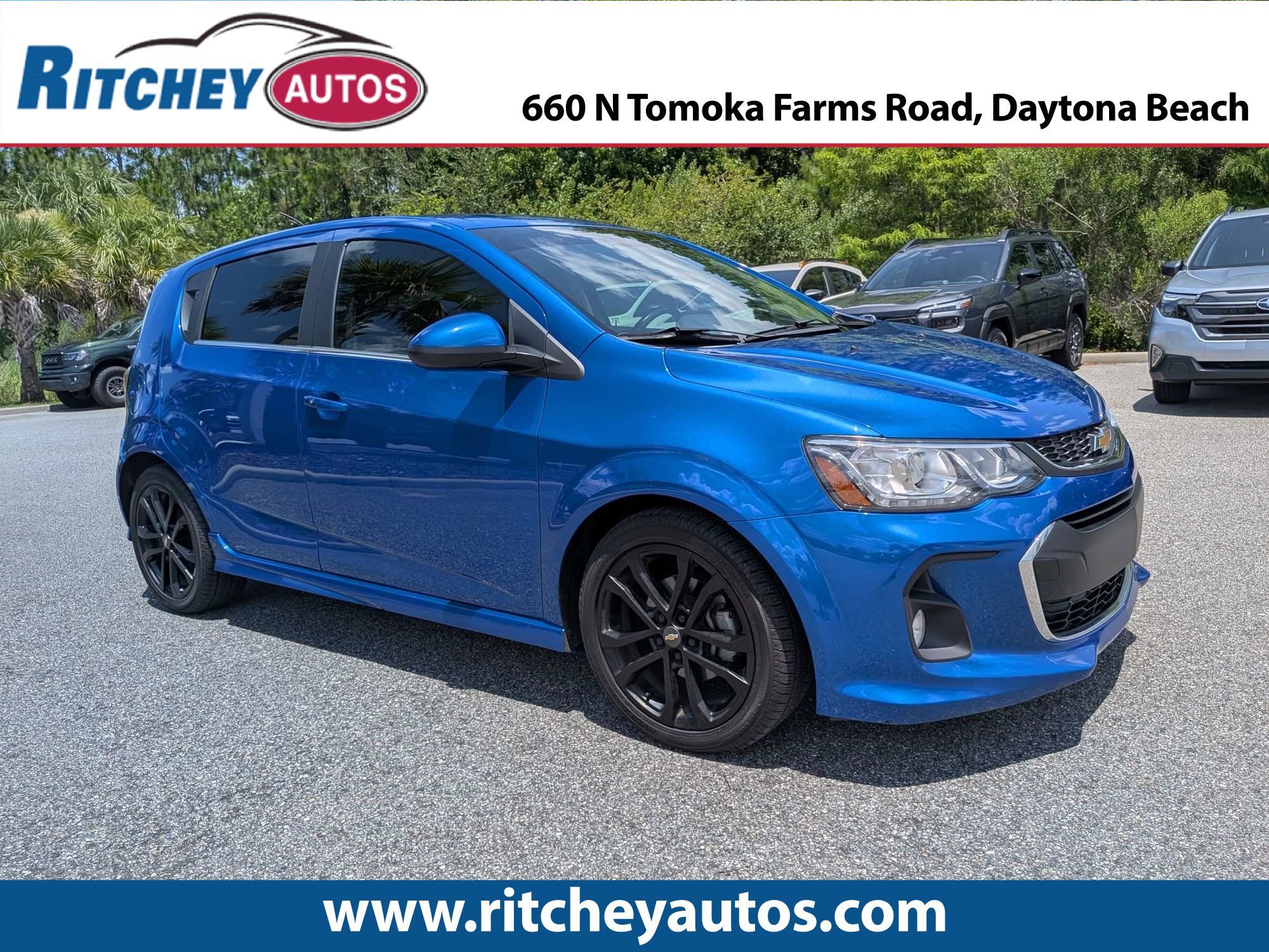 Used 2017 Chevrolet Sonic Premier w/ Driver Confidence Package FWD image 1
