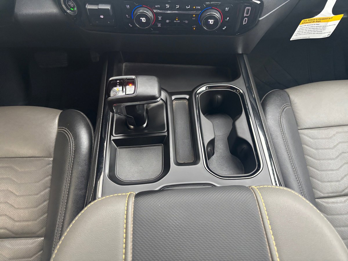 Used 2023 Chevrolet Silverado 1500 ZR2 w/ Technology Package image 5