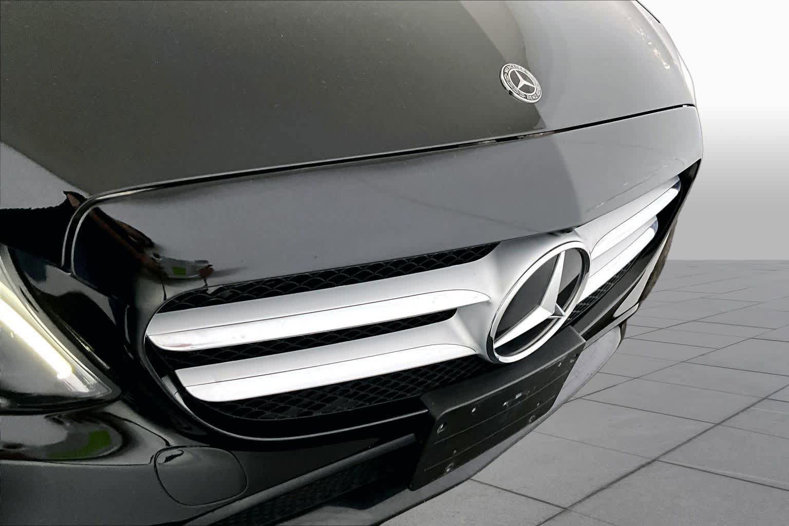 Used 2021 Mercedes-Benz C 300 4MATIC Sedan image 29