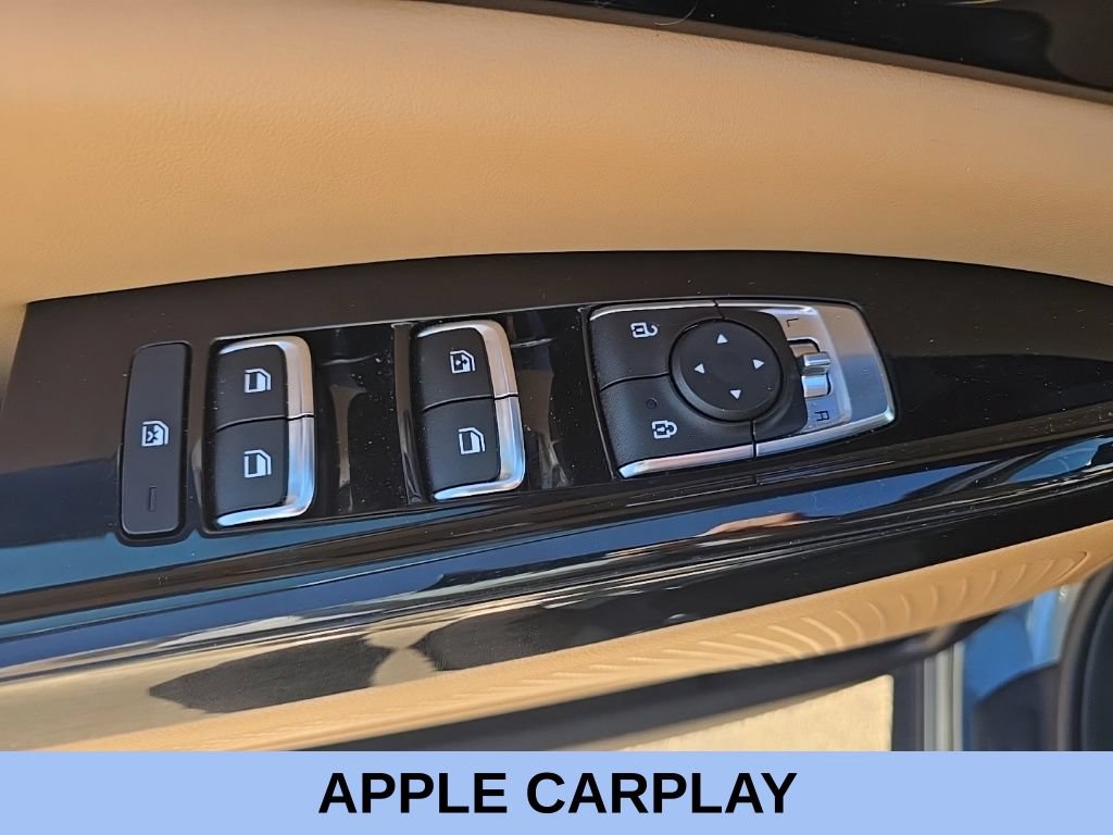 Used 2023 Kia Carnival EX FWD image 11