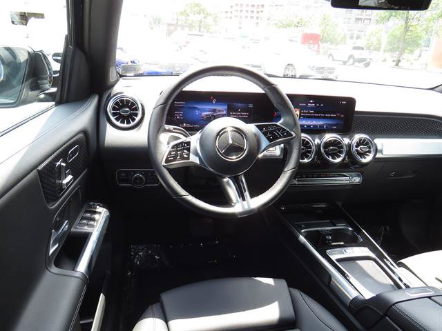 Certified 2024 Mercedes-Benz GLB 250 4MATIC image 10