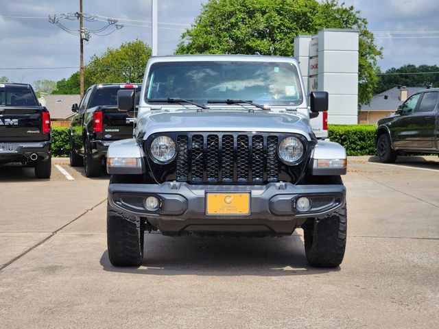 Certified 2023 Jeep Gladiator Sport AWD/4WD image 2