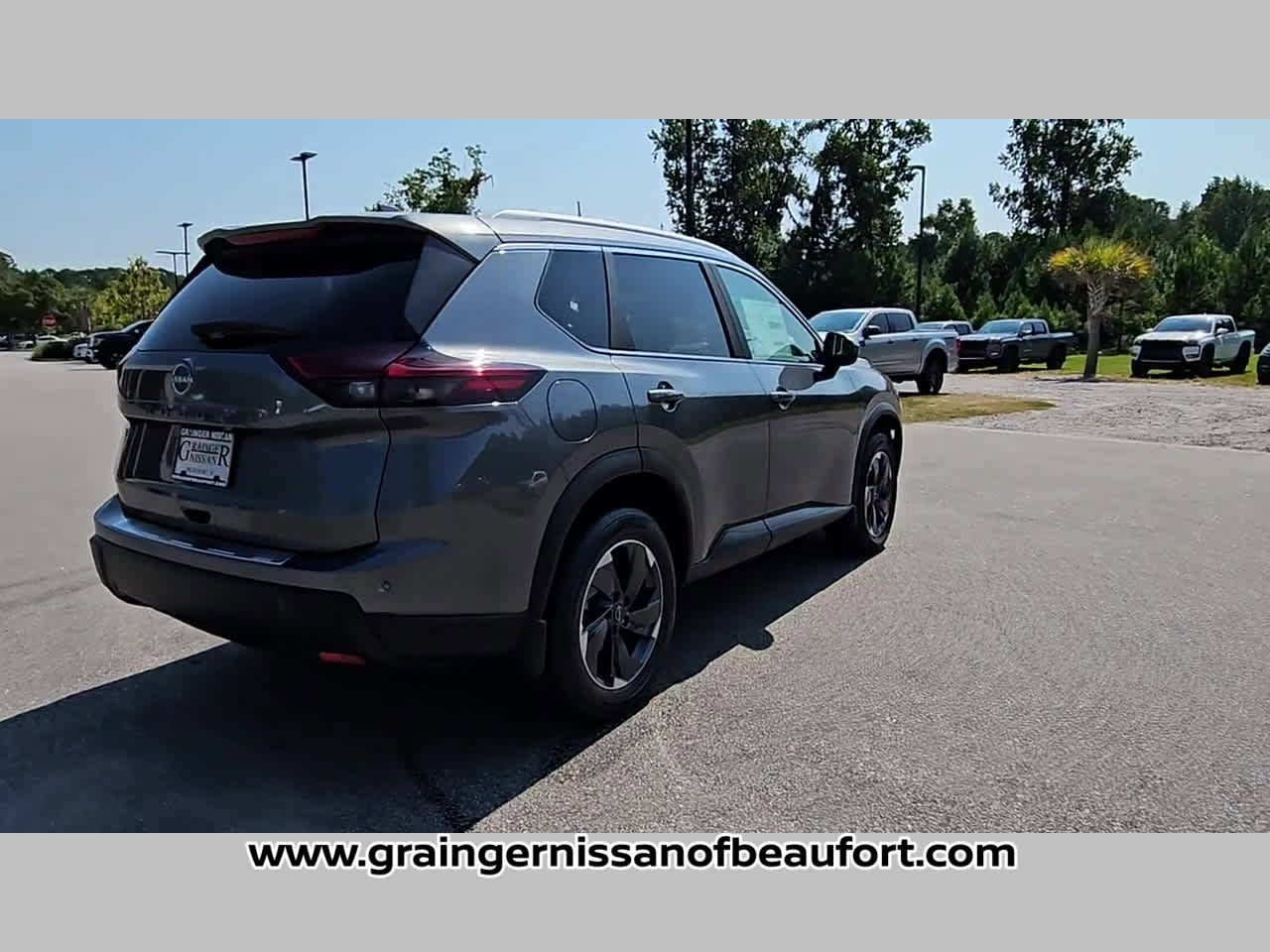 New 2026 Nissan Rogue SV image 32