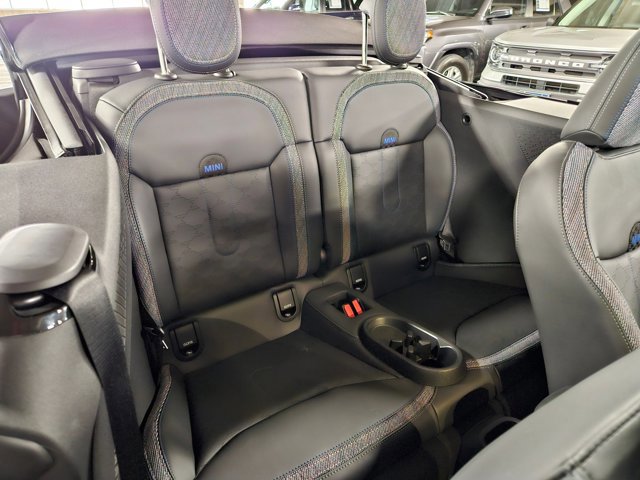 Used 2025 MINI Cooper Convertible image 19