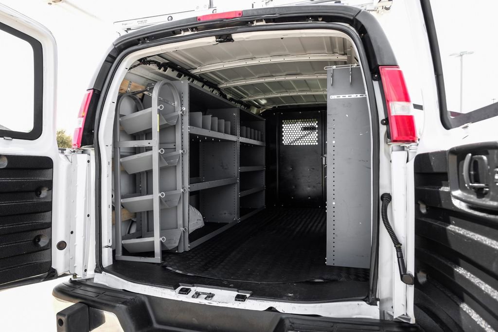 Used 2021 GMC Savana 2500 w/ Driver Convenience Package image 45
