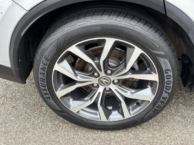 Used 2023 Acura MDX w/ Technology Package AWD/4WD image 7