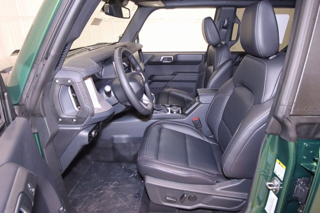 New 2025 Ford Bronco Outer Banks image 10