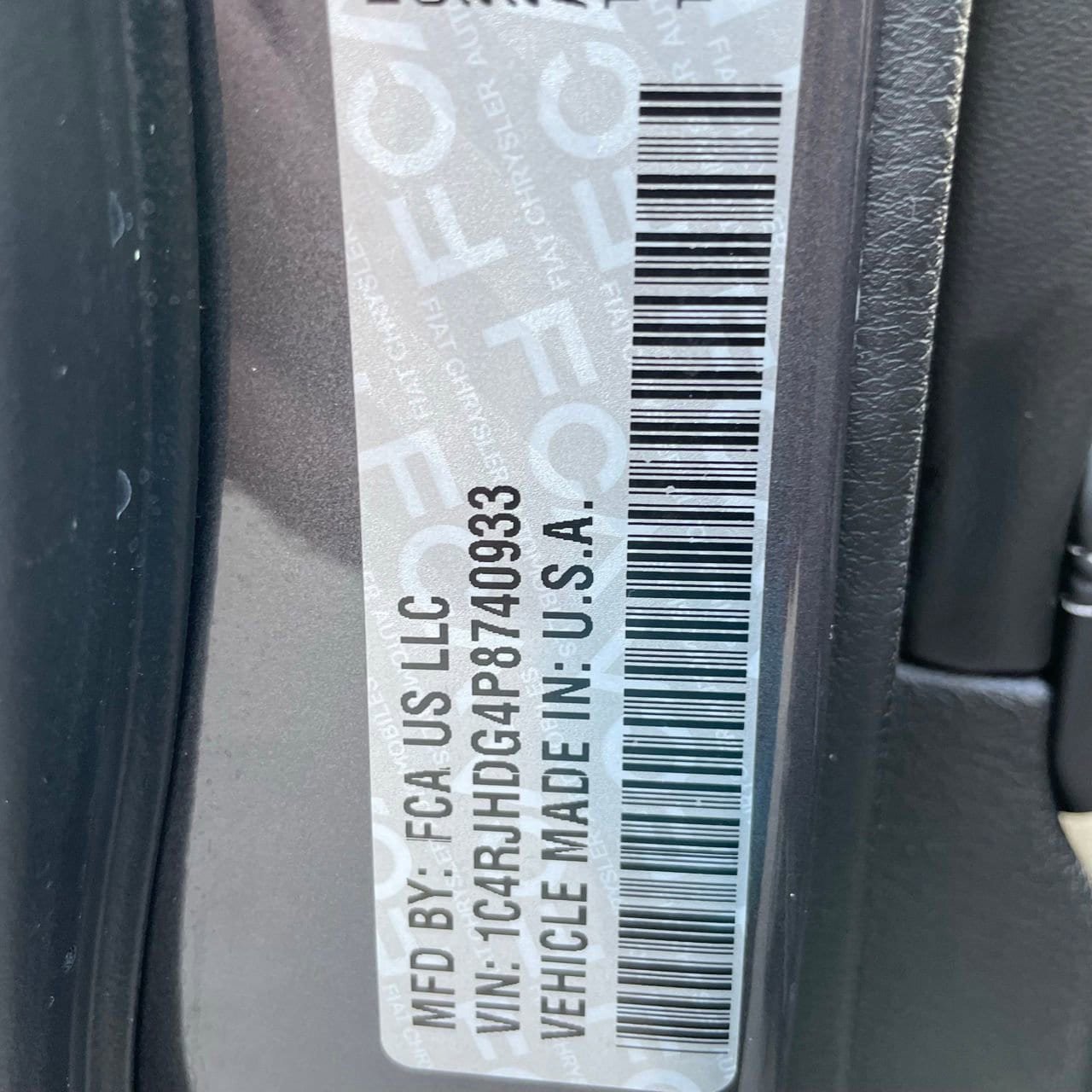 Used 2023 Jeep Grand Cherokee Overland AWD/4WD image 29