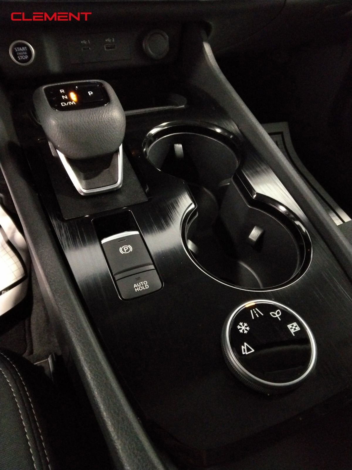 Used 2023 Nissan Rogue S image 16