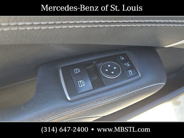 Used 2013 Mercedes-Benz SL 550 image 13