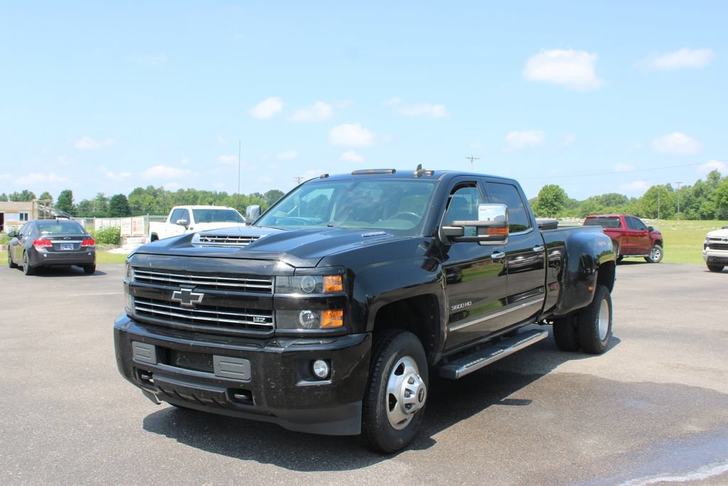 Used 2017 Chevrolet Silverado 3500 LTZ w/ Duramax Plus Package AWD/4WD image 4