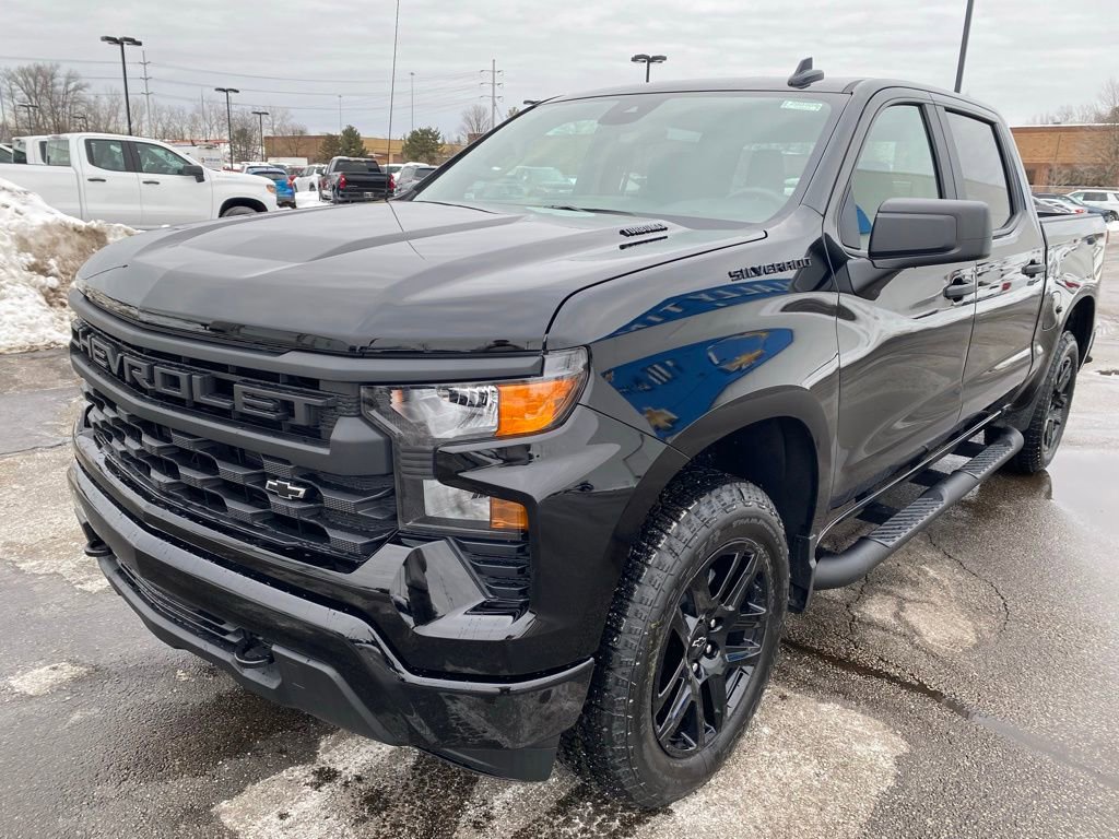 New 2026 Chevrolet Silverado 1500 Custom w/ Turbomax Blackout Package image 3