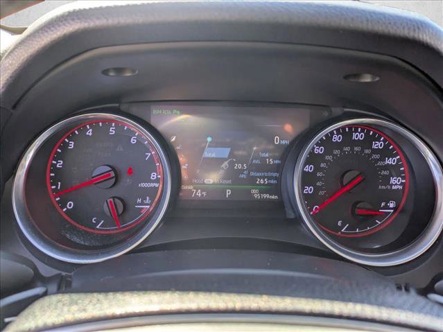 Used 2018 Toyota Camry XSE image 10