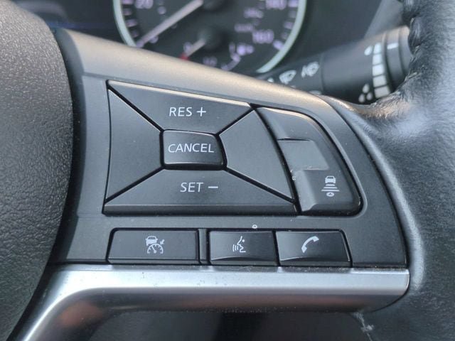 Used 2022 Nissan Sentra SV FWD image 23