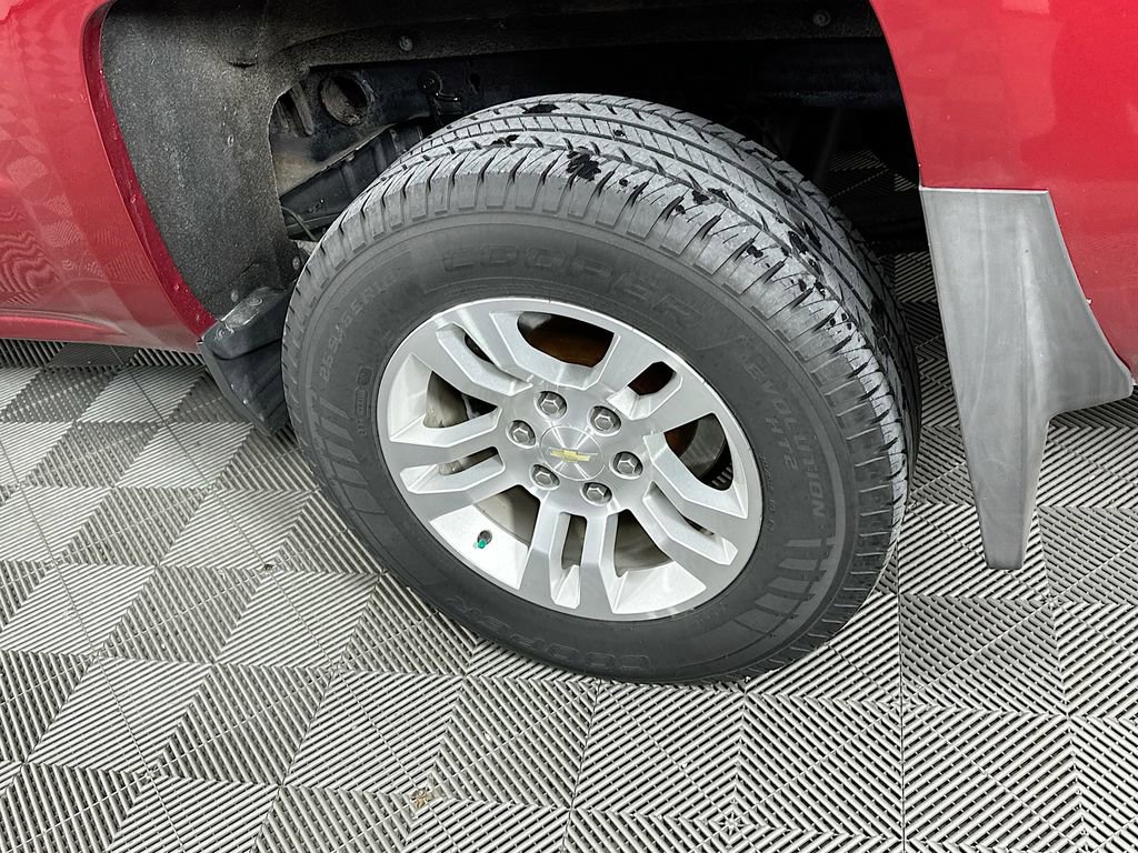 Used 2018 Chevrolet Silverado 1500 LT w/ All Star Edition image 36