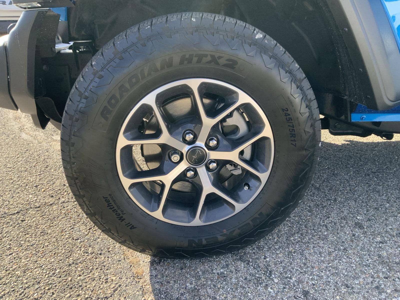 Used 2025 Jeep Wrangler Sport image 16