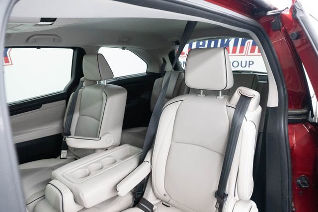 Certified 2025 Honda Odyssey Touring image 20