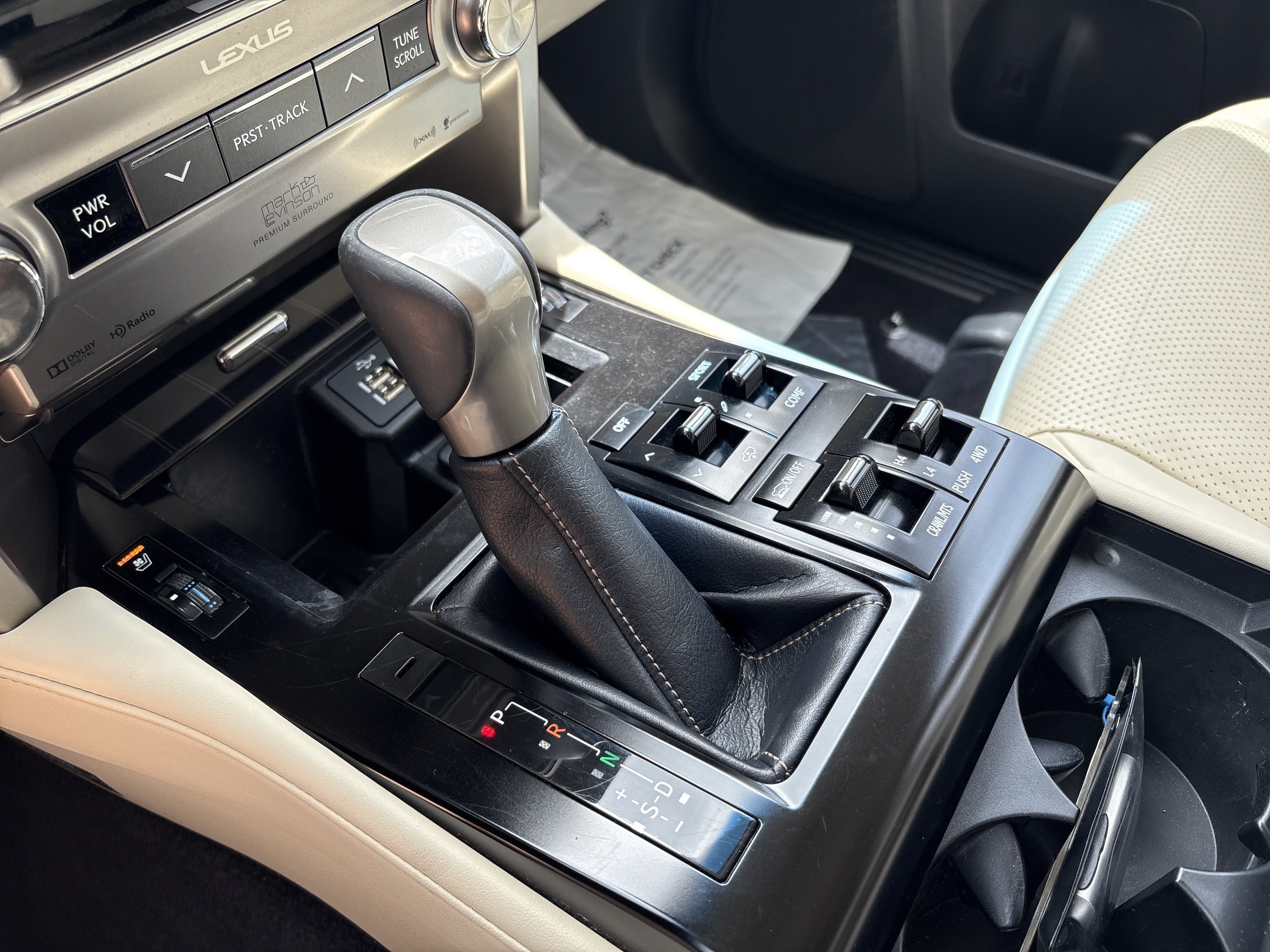 Used 2021 Lexus GX 460 Luxury w/ Off Road Package AWD/4WD image 24