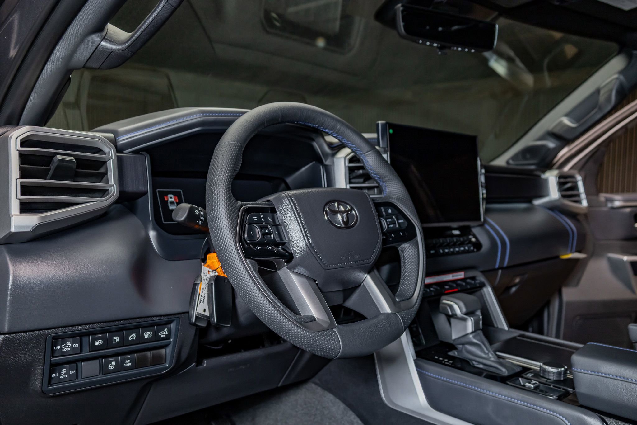 Used 2025 Toyota Tundra Platinum image 14