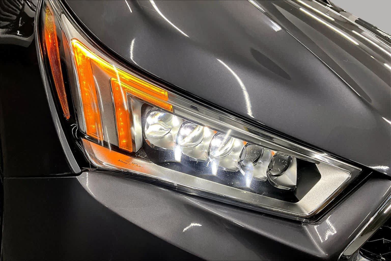 Used 2017 Acura MDX w/ Technology Package AWD/4WD image 27