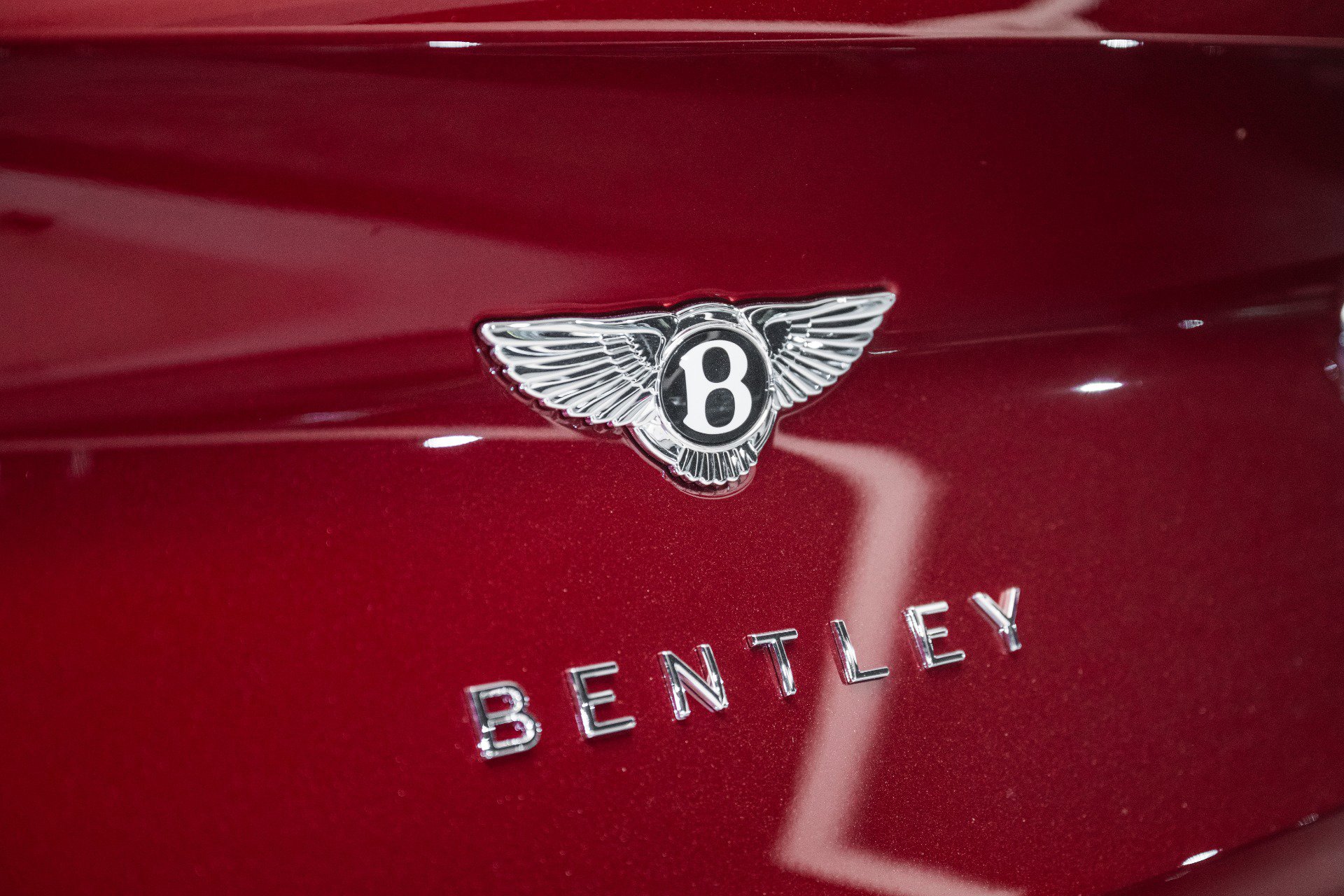 New 2025 Bentley Bentayga image 15