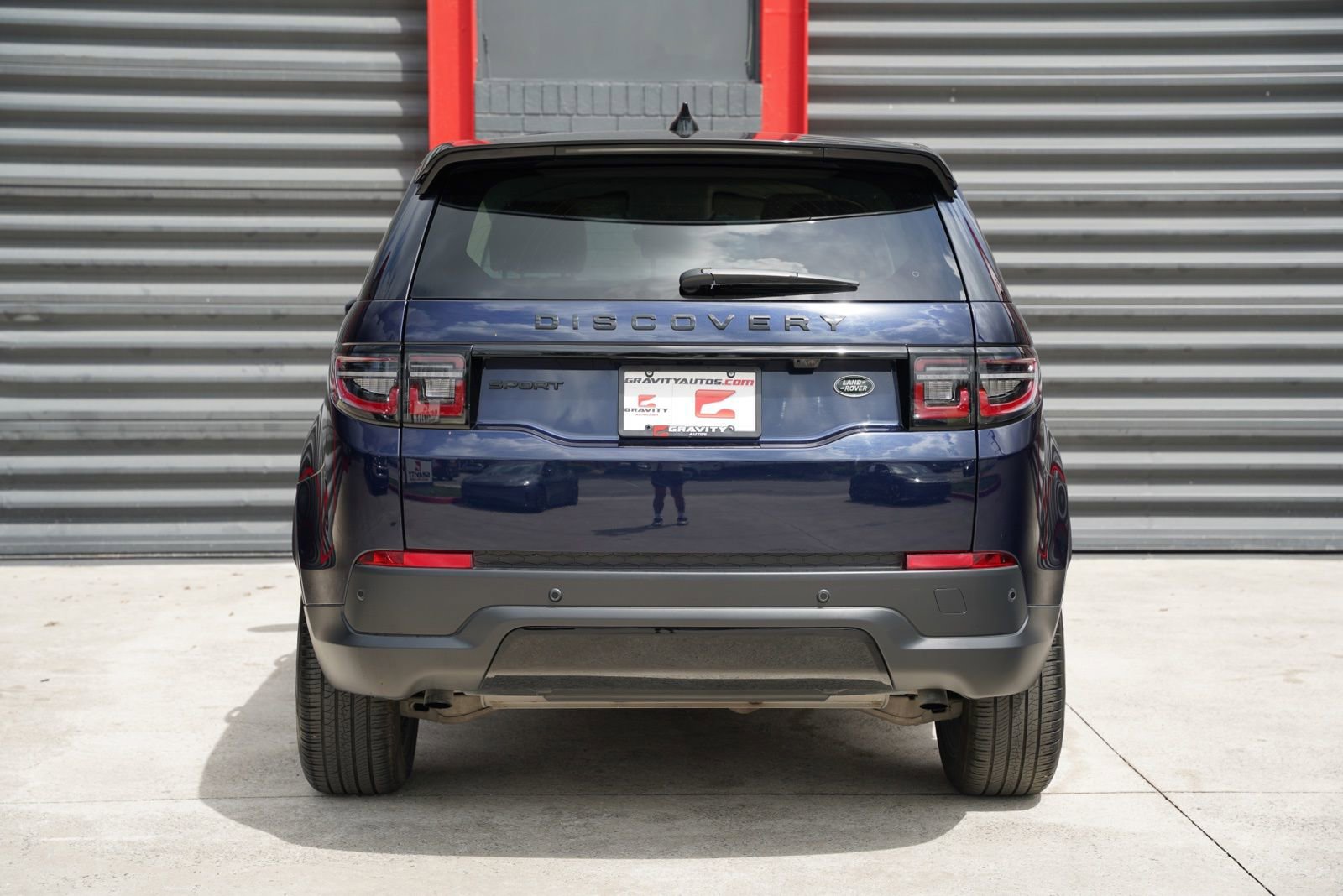 Used 2023 Land Rover Discovery Sport SE AWD/4WD image 9