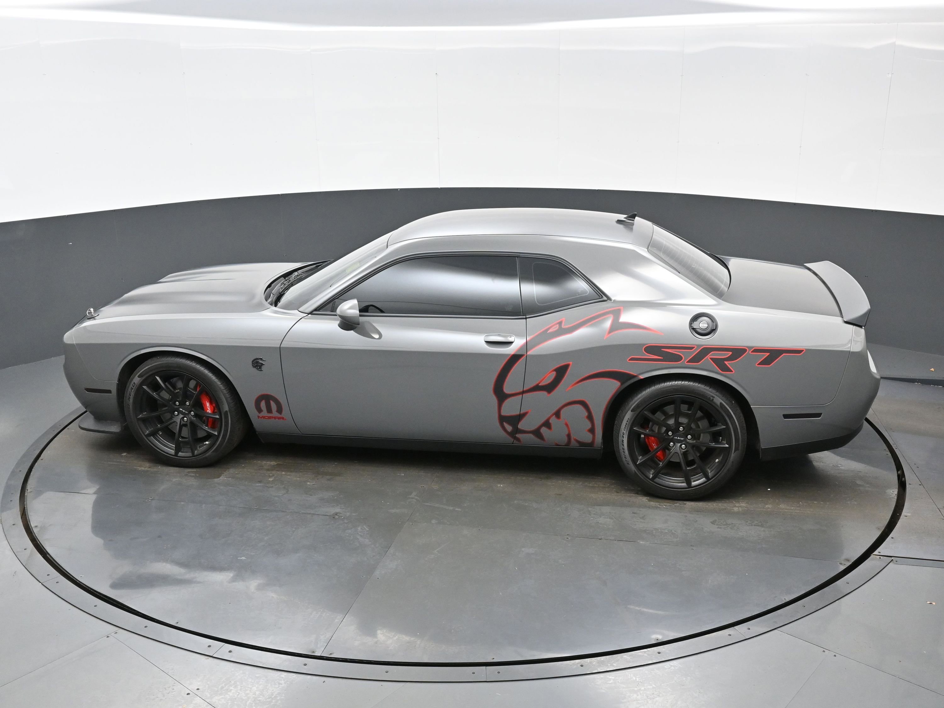 Used 2023 Dodge Challenger SRT Hellcat w/ Driver Convenience Group RWD image 30