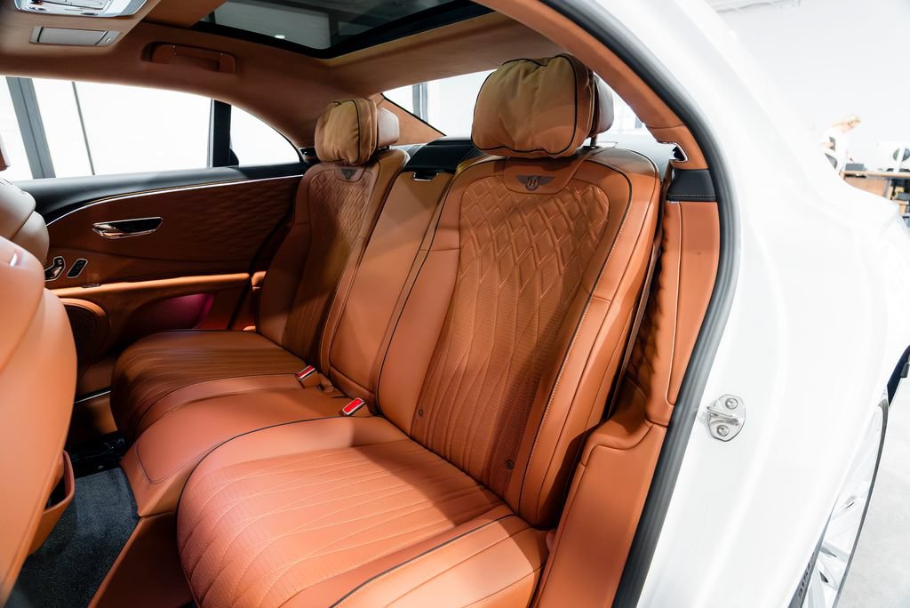 Used 2023 Bentley Flying Spur W12 AWD/4WD image 77