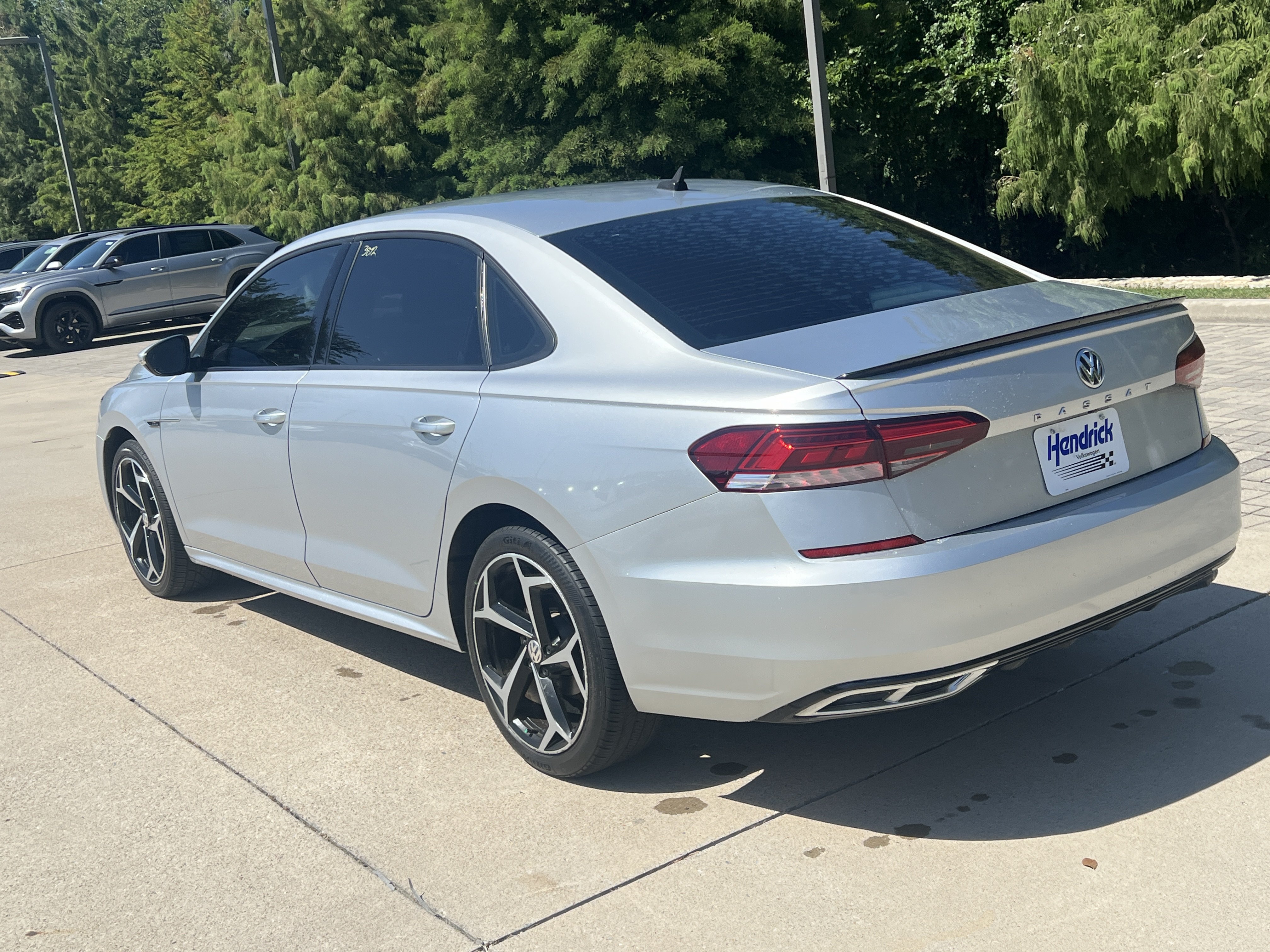 Used 2020 Volkswagen Passat 2.0T R-Line FWD image 7