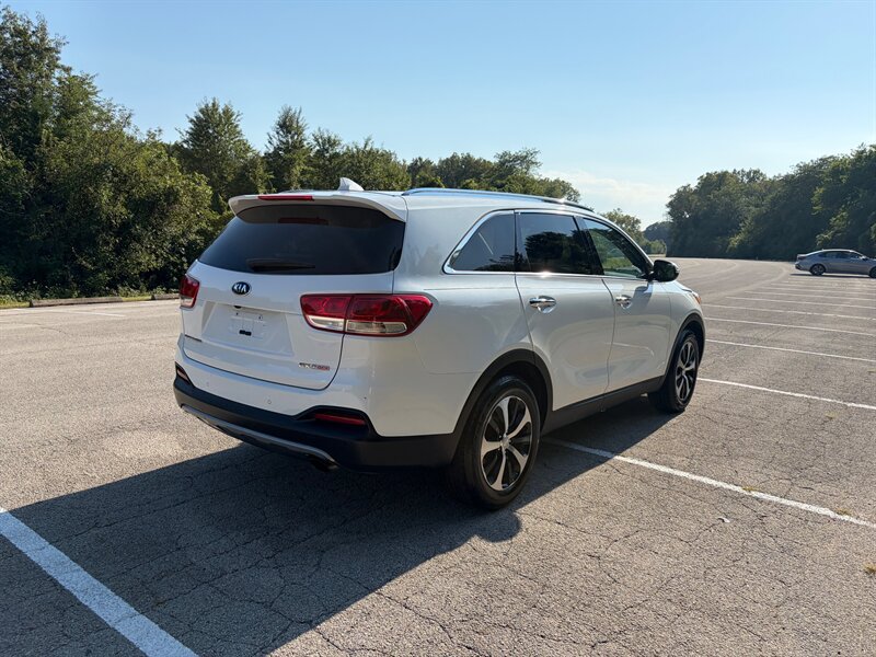 Used 2016 Kia Sorento EX w/ EX Touring Package FWD image 5