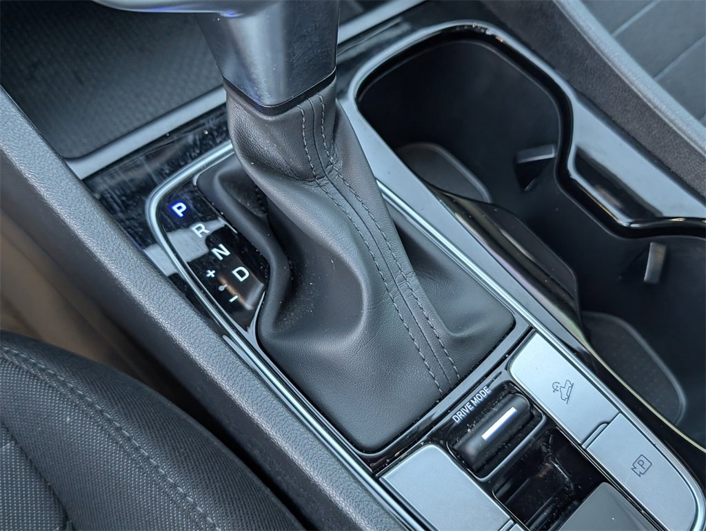 Certified 2025 Hyundai Santa Cruz SE image 19