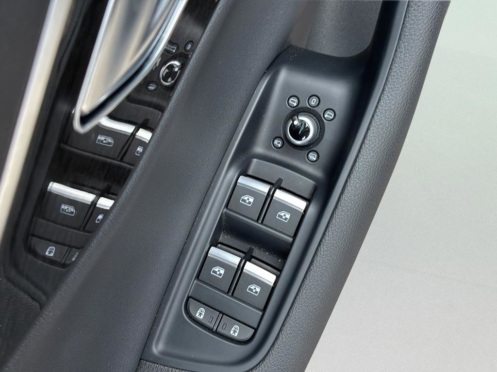 Used 2022 Audi Q7 3.0T Premium image 24