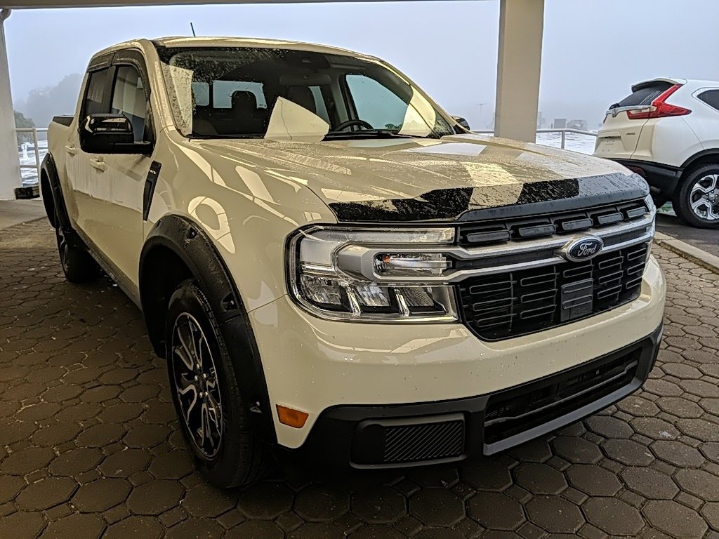 Certified 2024 Ford Maverick Lariat image 3
