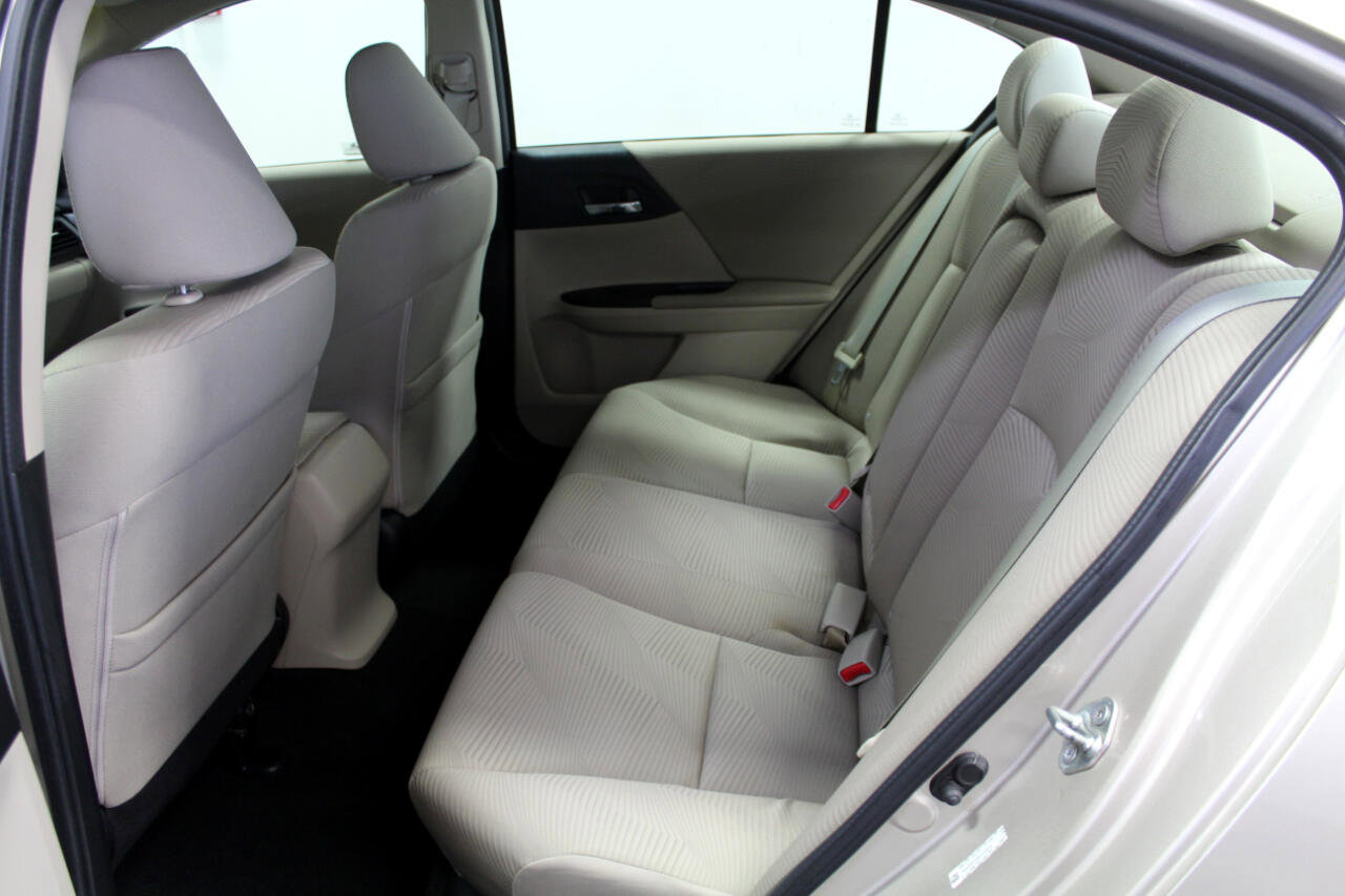 Used 2014 Honda Accord LX image 19