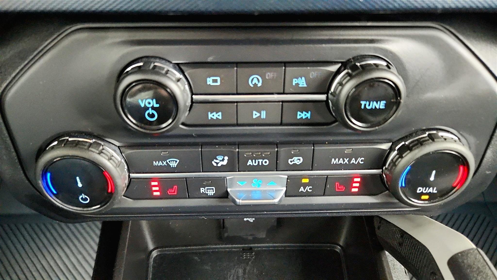 Used 2022 Ford Bronco Outer Banks AWD/4WD image 39