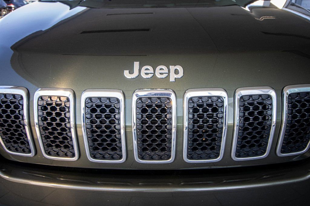 Used 2019 Jeep Cherokee Latitude Plus image 8