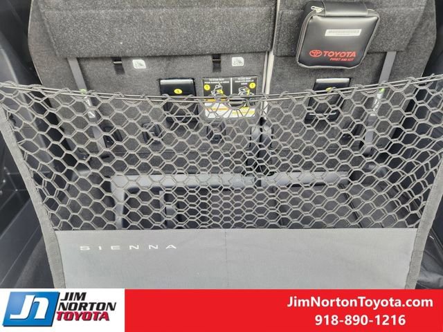 New 2026 Toyota Sienna XLE FWD image 24