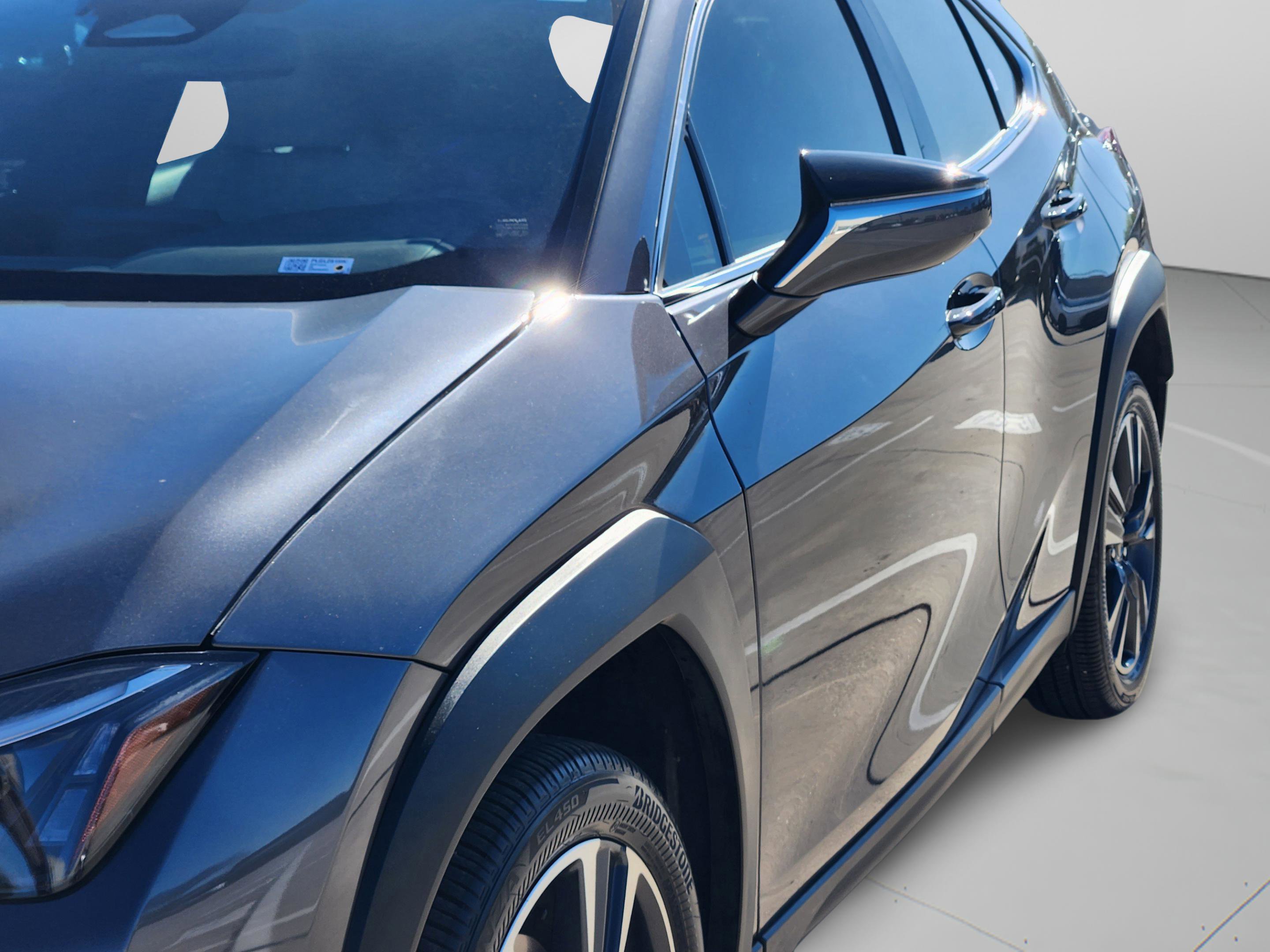 Certified 2025 Lexus UX 300h FWD image 38