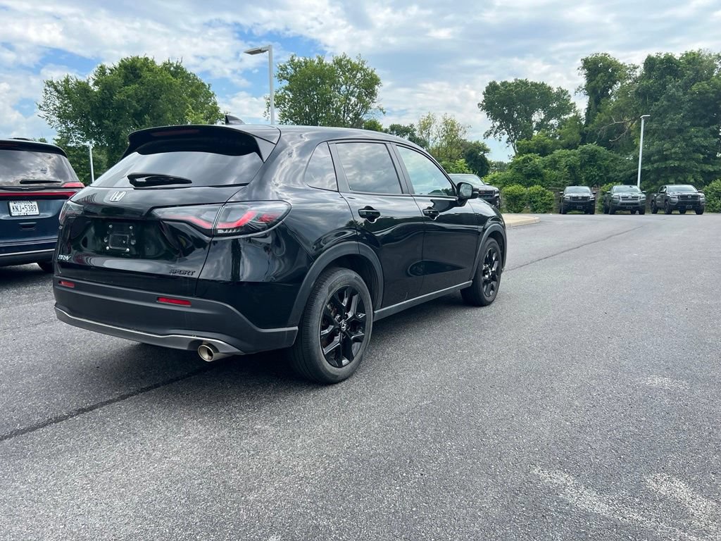 Used 2024 Honda HR-V Sport image 12