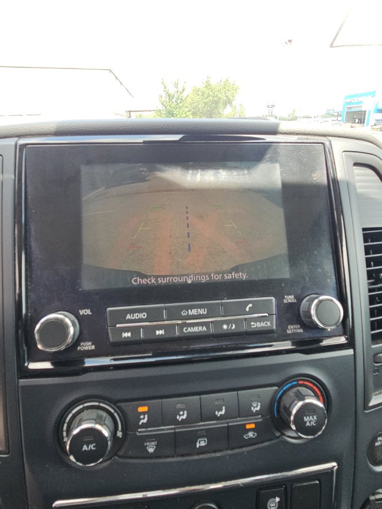 Used 2023 Nissan Titan SV AWD/4WD image 22