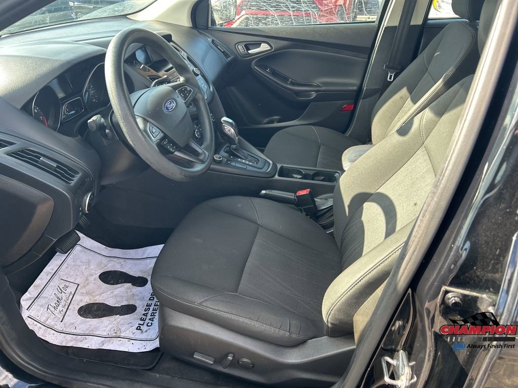 Used 2016 Ford Focus SE image 14