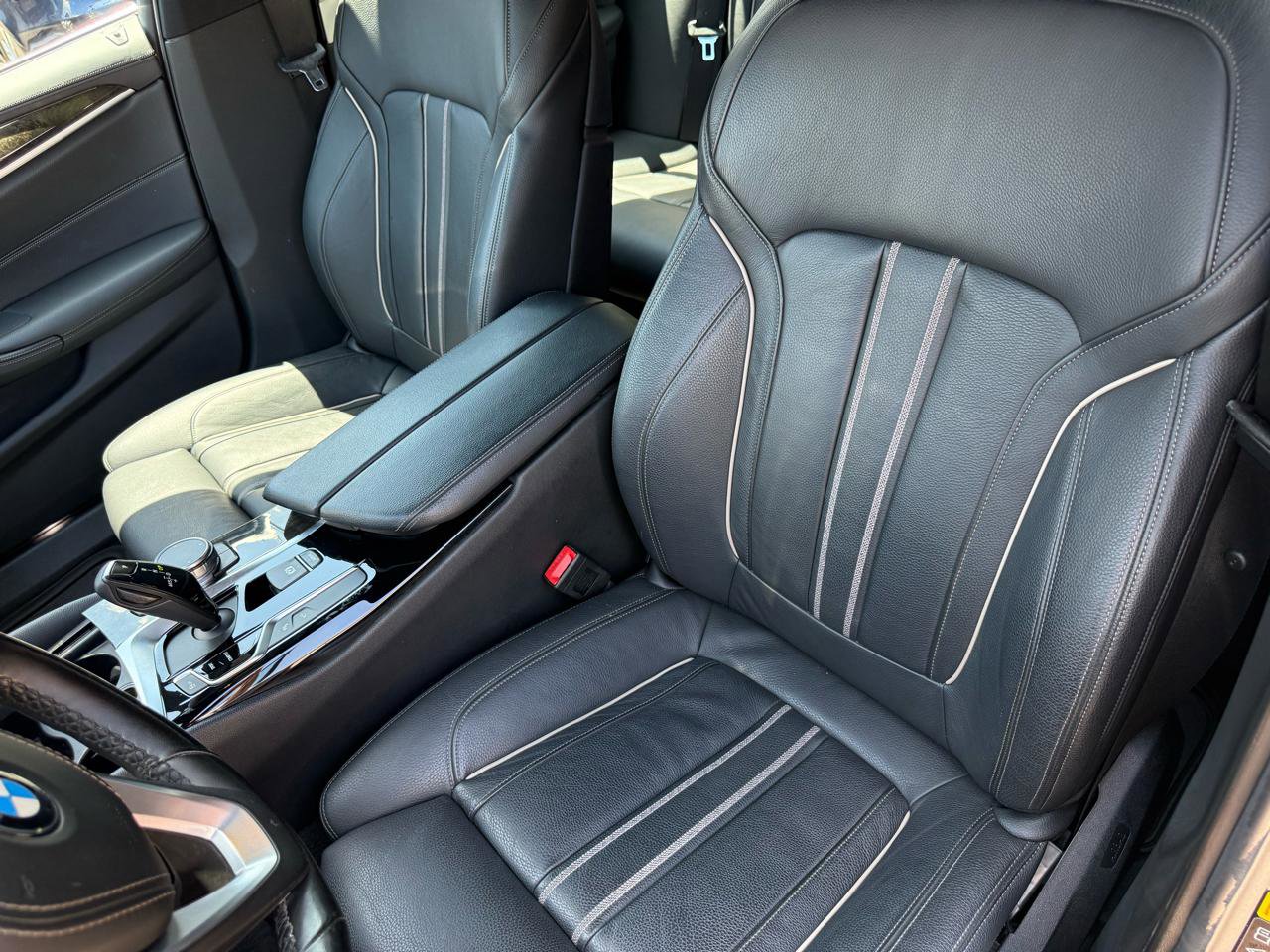 Used 2019 BMW 530i xDrive w/ Premium Package AWD/4WD image 6