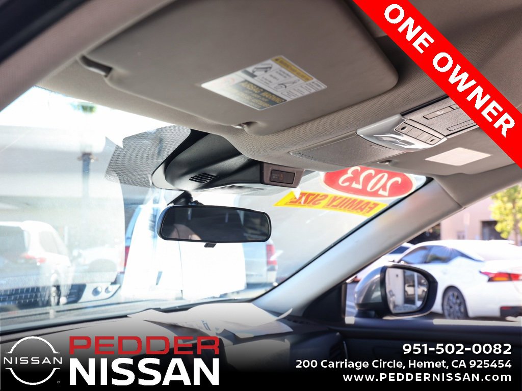 Used 2023 Nissan Rogue SV image 13