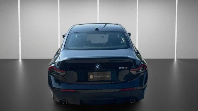 Used 2023 BMW 230i Coupe w/ Premium Package RWD image 10