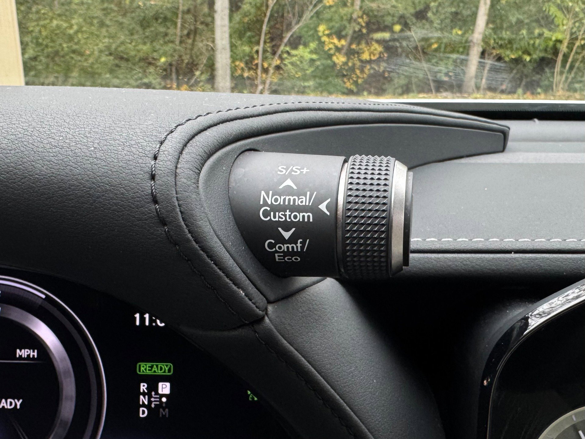 Used 2023 Lexus LS 500h AWD w/ Luxury Package image 89