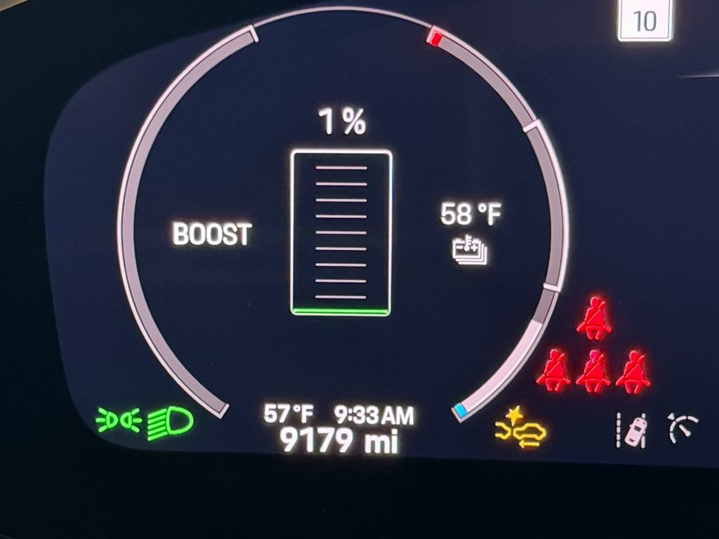 Certified 2025 Porsche Cayenne E-Hybrid Coupe AWD/4WD image 22