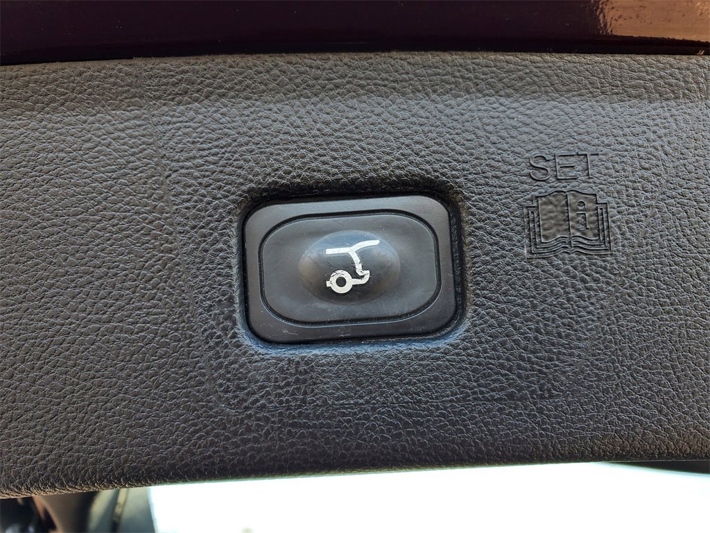 Used 2024 Ford Edge Titanium image 34