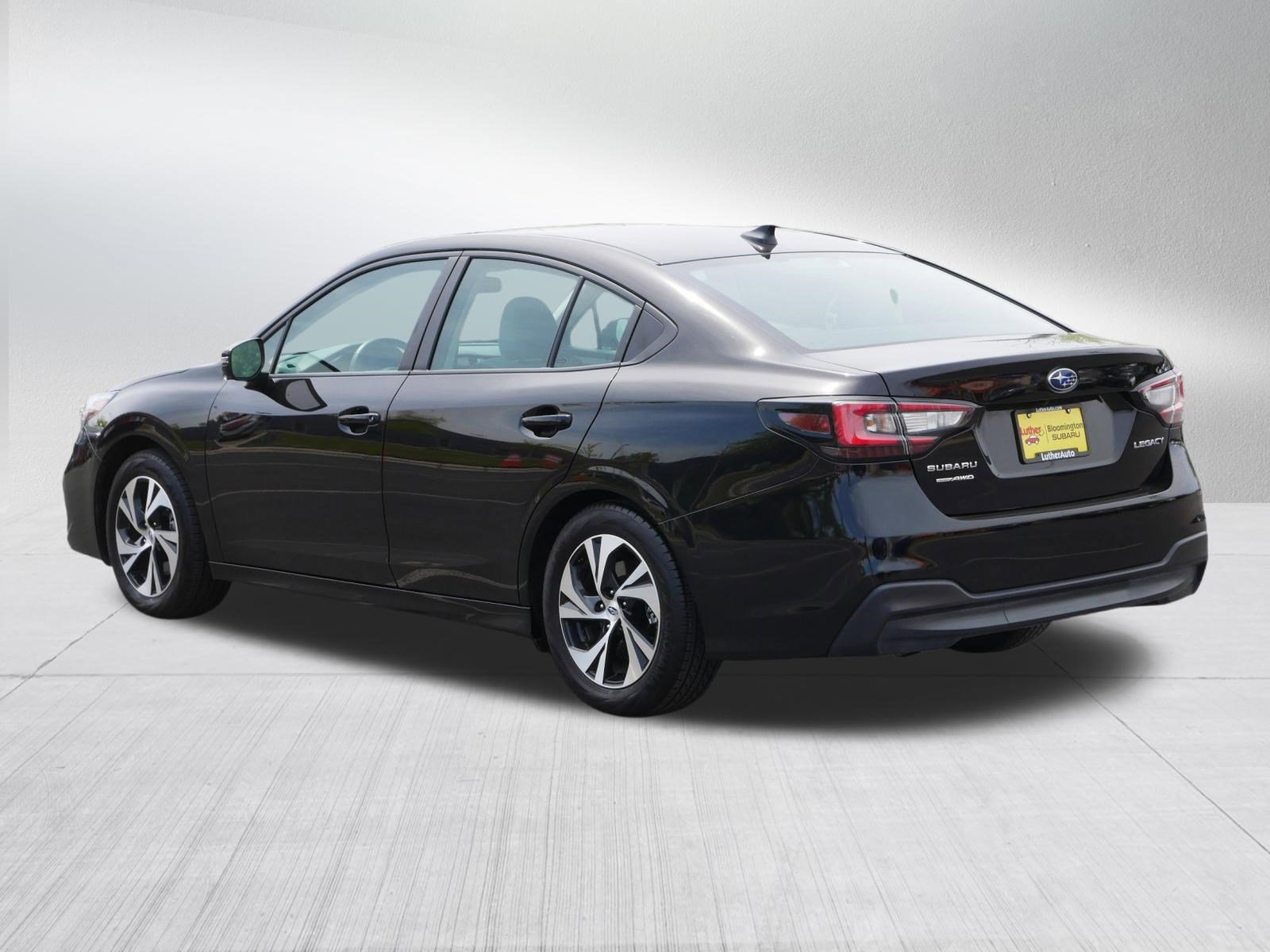 Used 2025 Subaru Legacy Premium AWD/4WD image 5