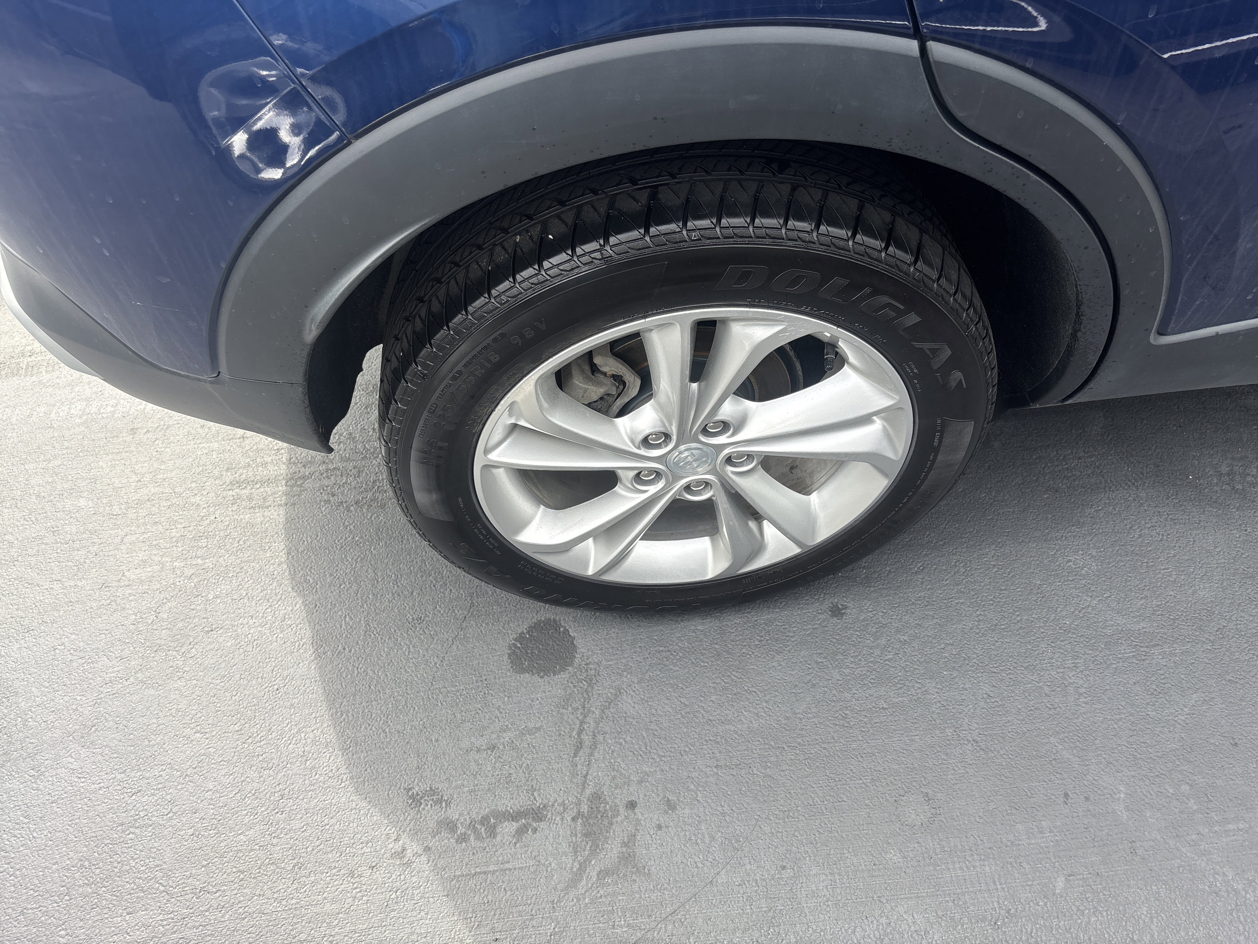 Used 2022 Buick Encore GX Preferred image 4